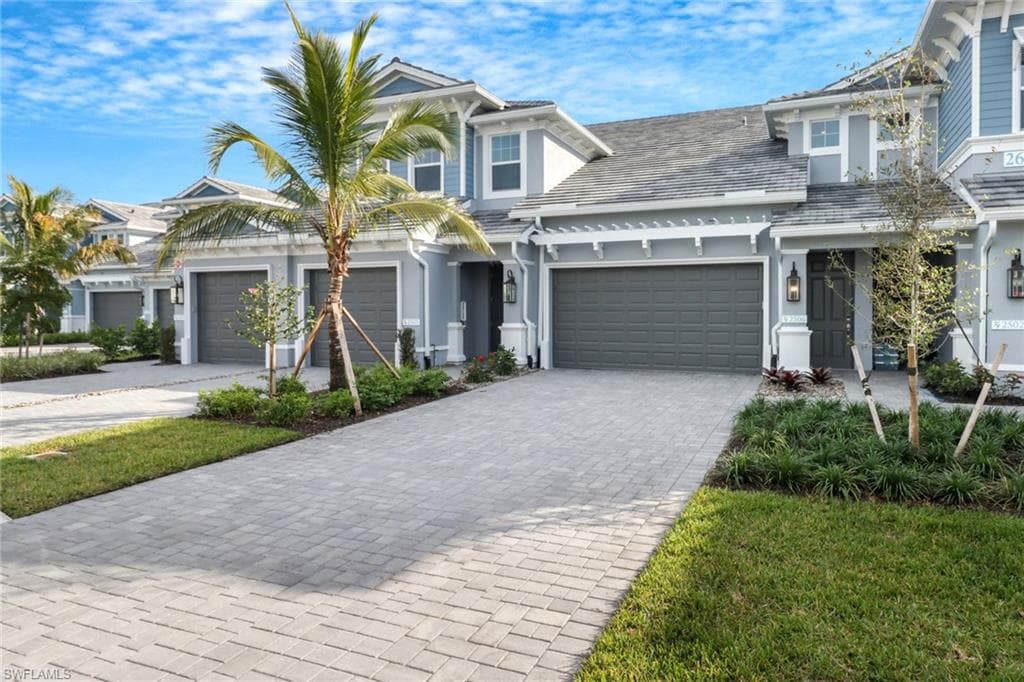 2658 Seychelles CIR #2506 NAPLES, FL 34112