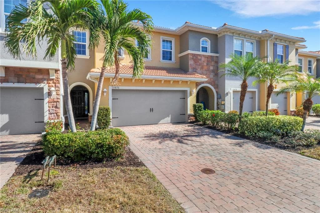 10876 Alvara WAY BONITA SPRINGS, FL 34135