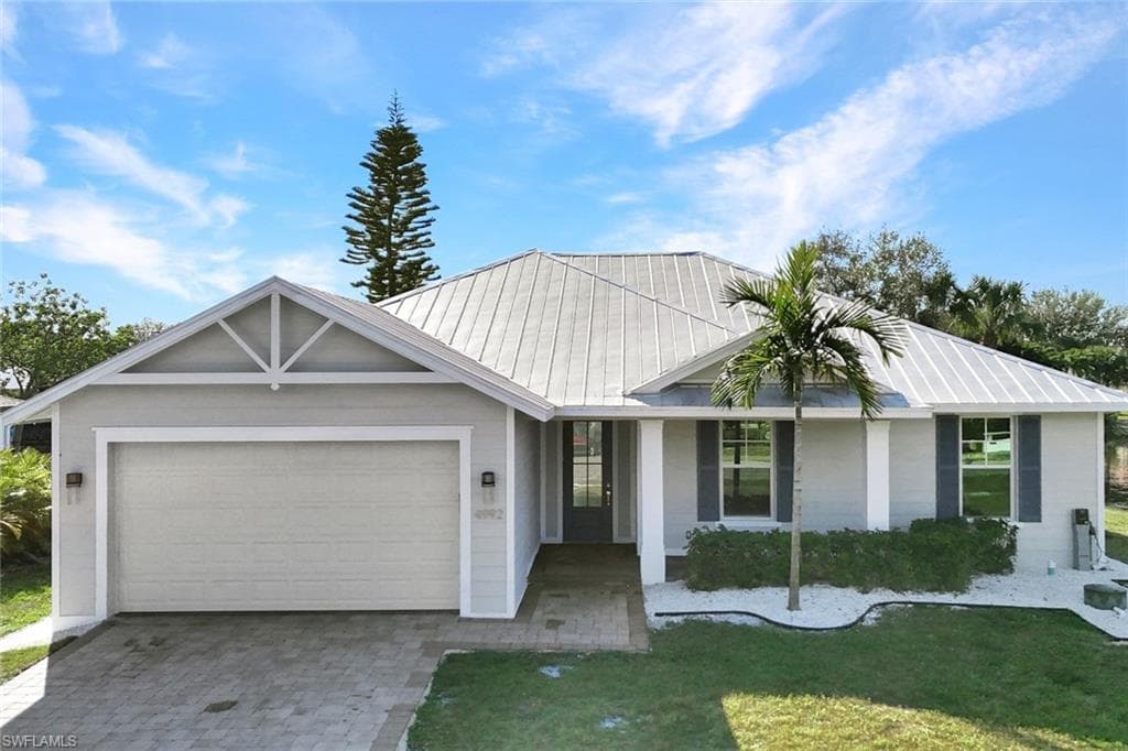 4992 32nd AVE SW NAPLES, FL 34116