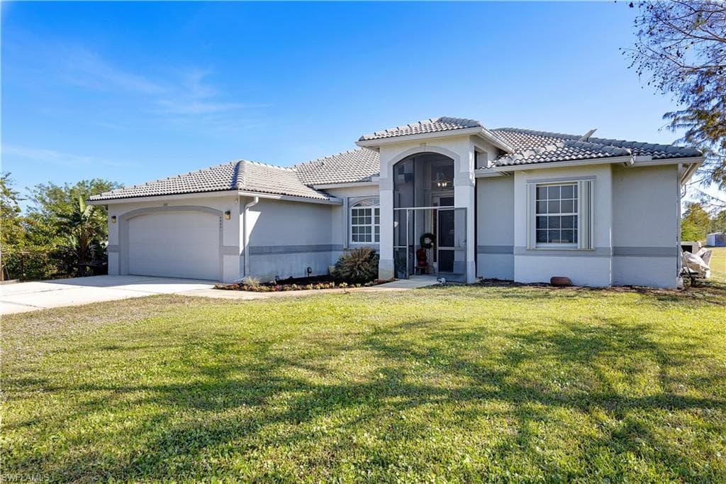 6480 40th ST NE NAPLES, FL 34120