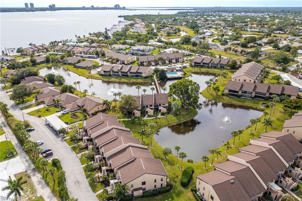 15466 Admiralty CIR 5 NORTH FORT MYERS, FL 33917