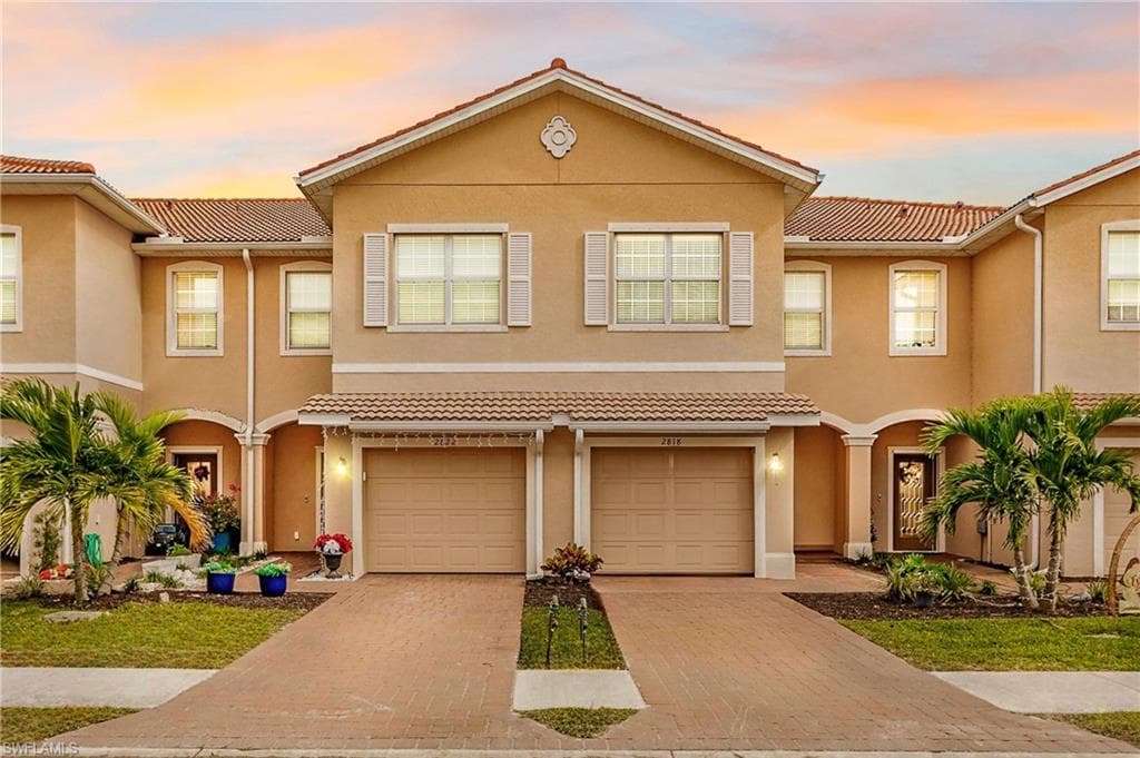 2822 Blossom WAY NAPLES, FL 34120