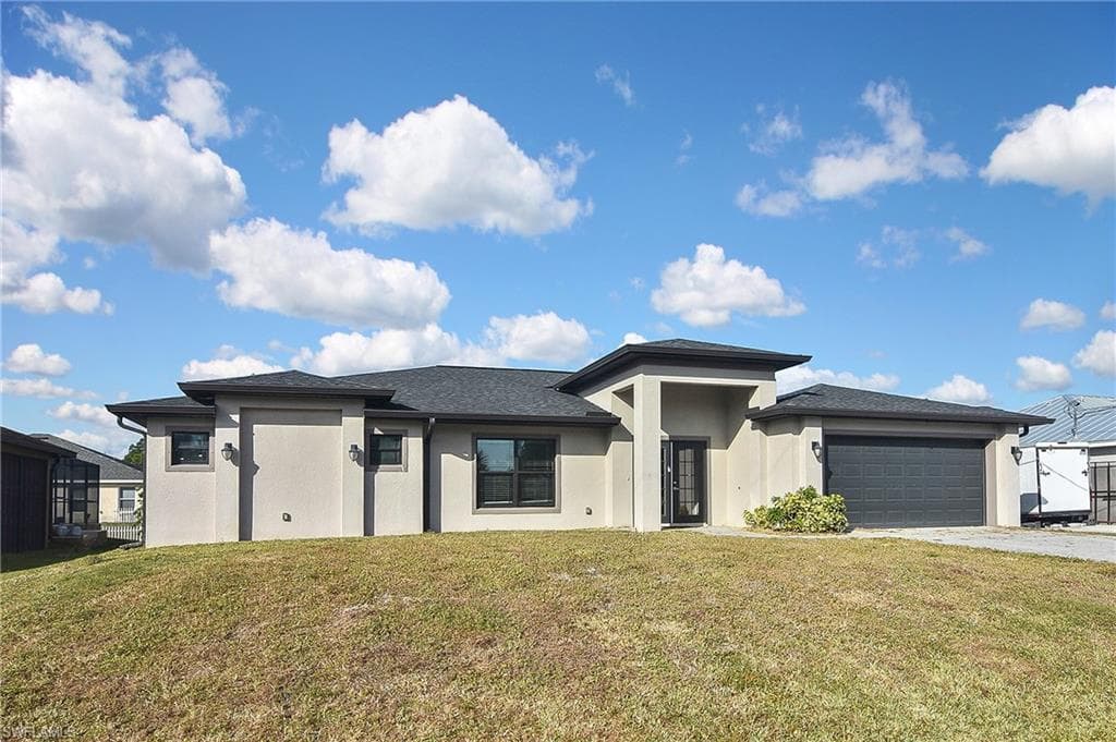 827 Anson AVE LEHIGH ACRES, FL 33971