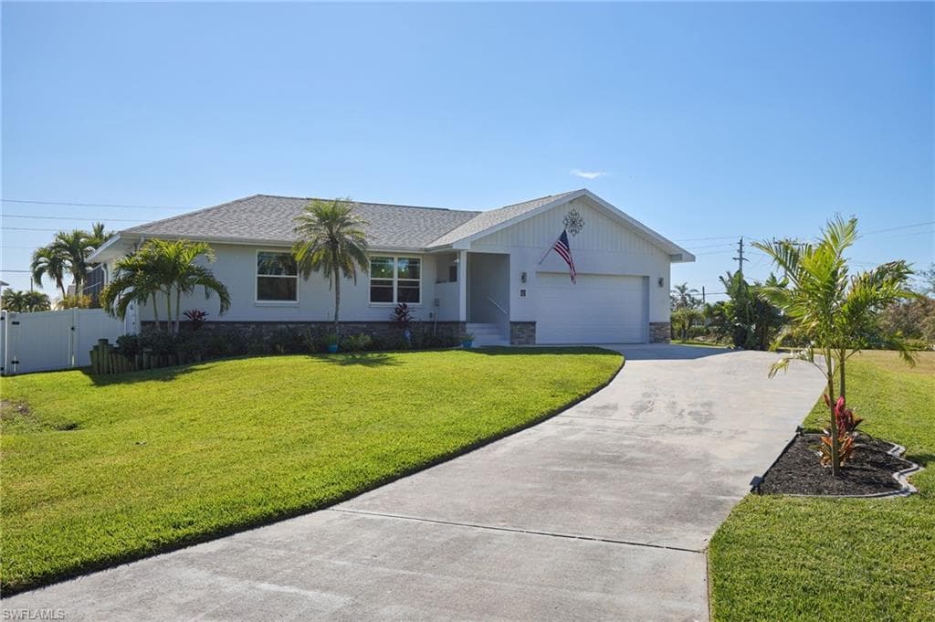 6073 Macbeth LN FORT MYERS, FL 33908