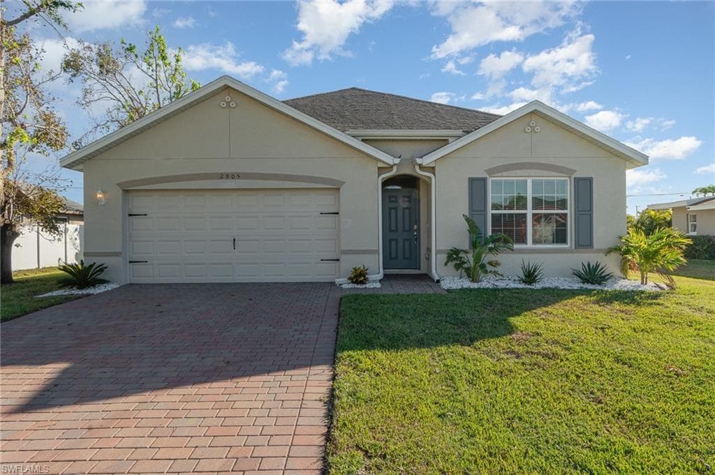 2805 SE 8th PL CAPE CORAL, FL 33904