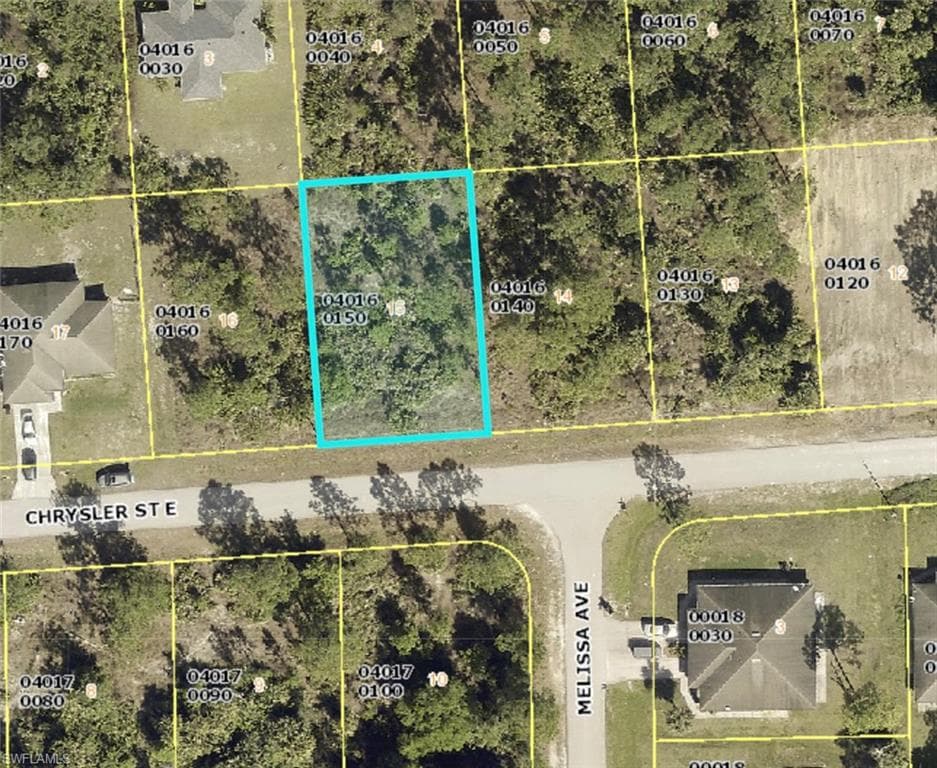 1241 Chrysler ST E LEHIGH ACRES, FL 33974
