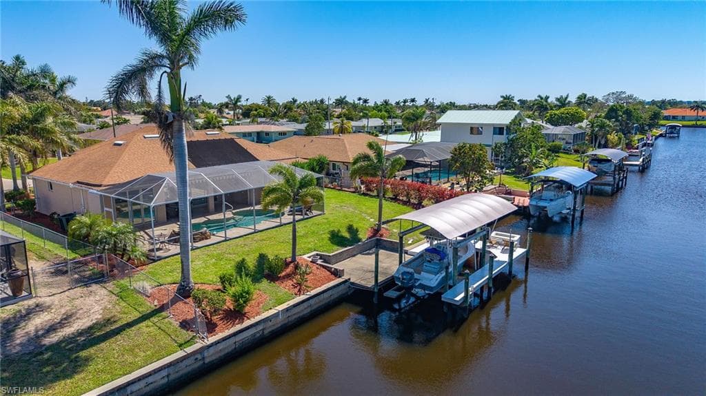 4212 SE 8th PL CAPE CORAL, FL 33904