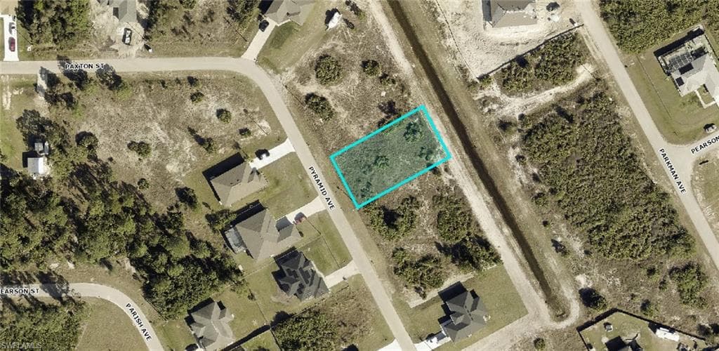 339 Pyramid AVE LEHIGH ACRES, FL 33974