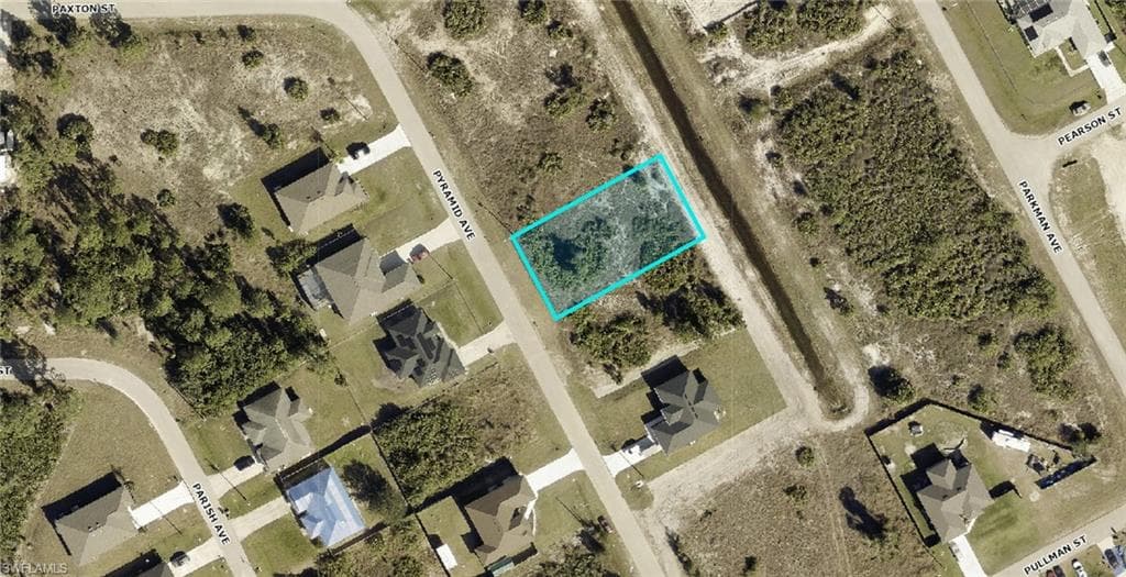 341 Pyramid AVE LEHIGH ACRES, FL 33974