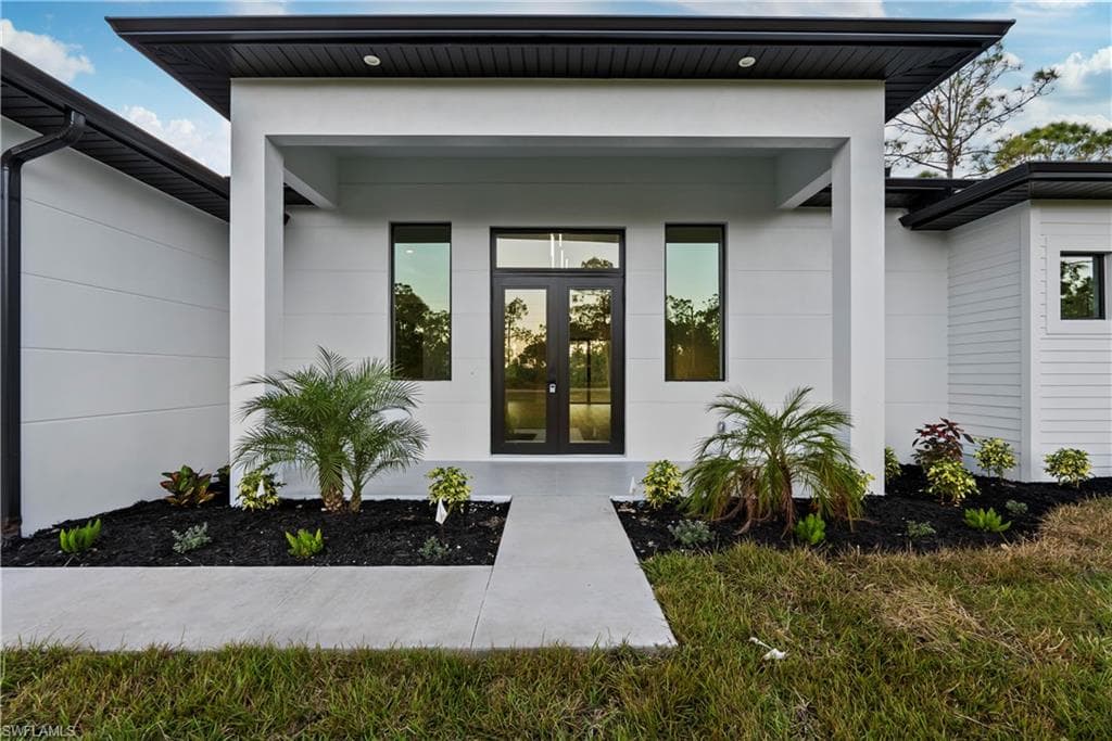 1631 Desoto BLVD N NAPLES, FL 34120