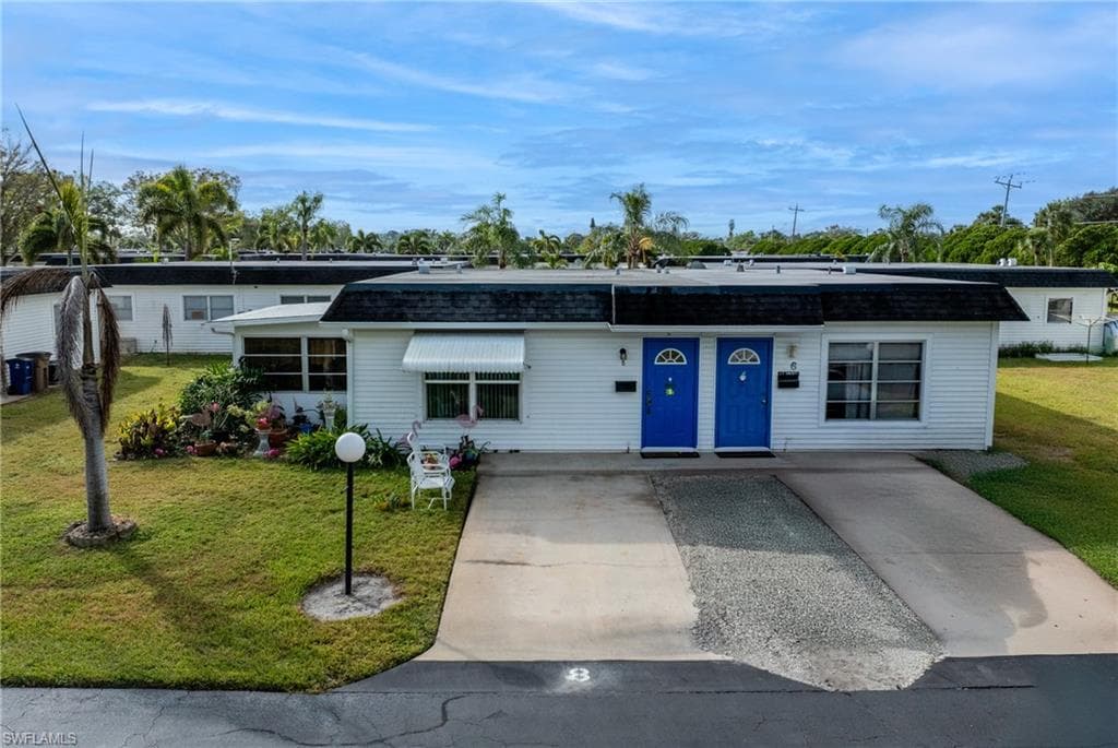 8 Tangelo CT LEHIGH ACRES, FL 33936