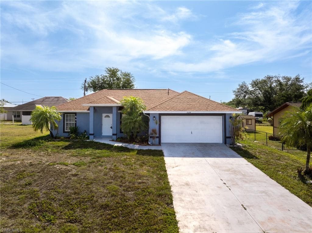 2207 NE 16th PL CAPE CORAL, FL 33909