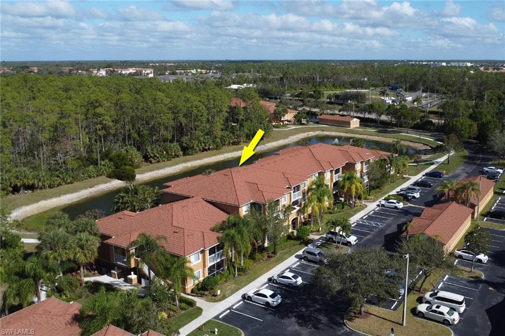 1875 Florida Club DR 7206 NAPLES, FL 34112