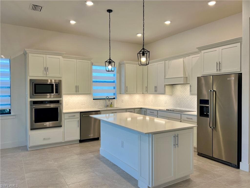 4123 Traditions DR AVE MARIA, FL 34142