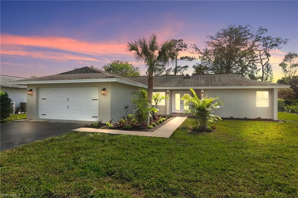 684 Pompano DR NAPLES, FL 34110
