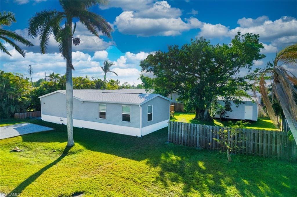12931 Timothy LN FORT MYERS, FL 33908