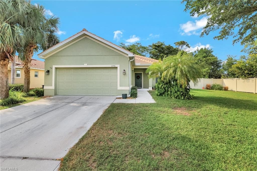 4390 Flat Wood CT FORT MYERS, FL 33908