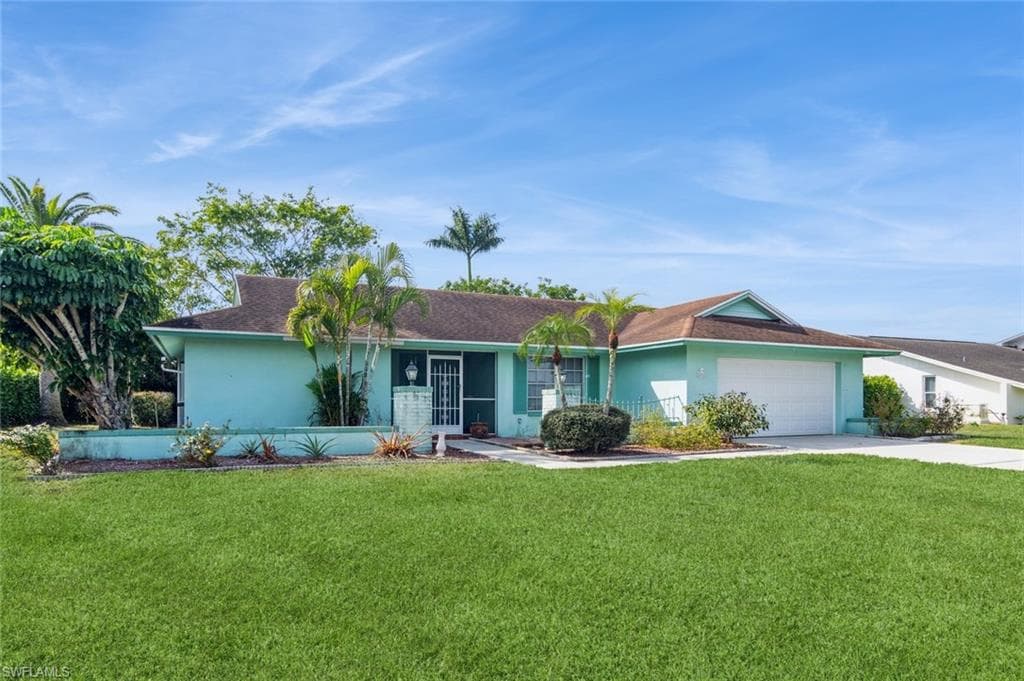268 Baltusrol DR NAPLES, FL 34113