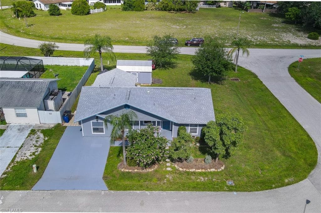 10736 Lemontree CT LEHIGH ACRES, FL 33936