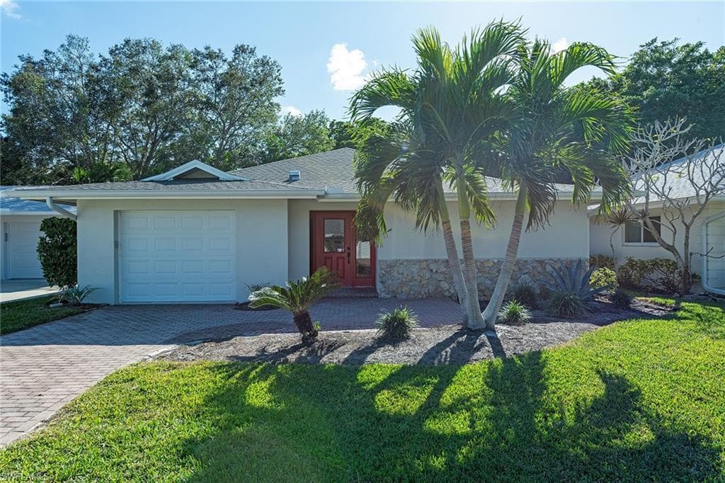 7 Rivard RD 21 NAPLES, FL 34112