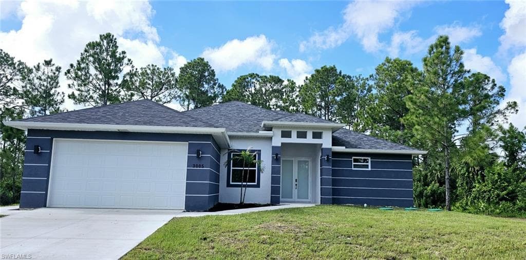 3005 33rd ST W LEHIGH ACRES, FL 33971