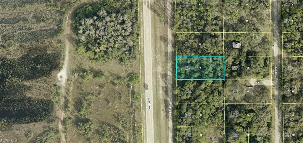1906 Edward AVE LEHIGH ACRES, FL 33972