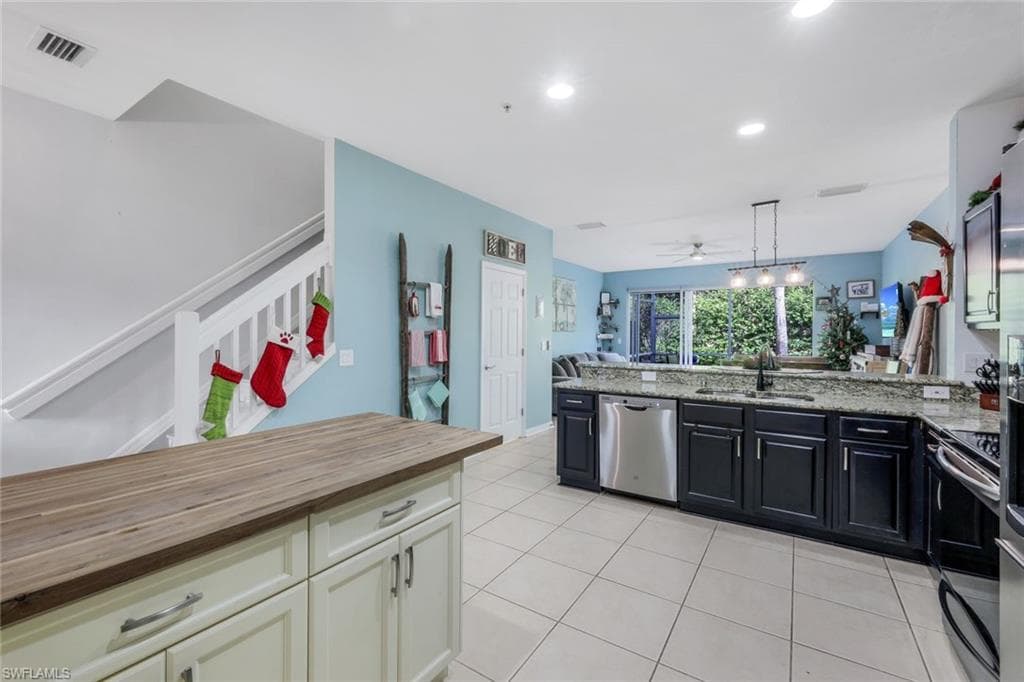 16166 CALDERA LN 36 NAPLES, FL 34110