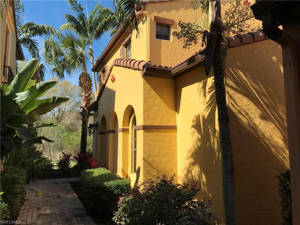 8116 Bibiana WAY 202 FORT MYERS, FL 33912