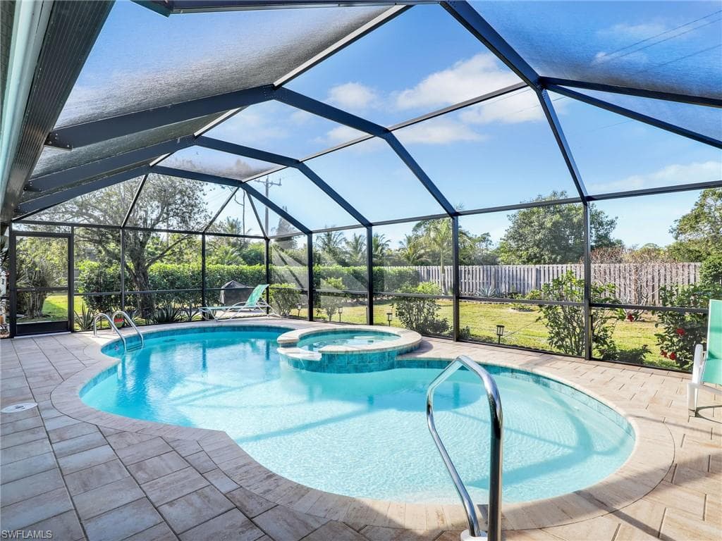 808 Belville BLVD NAPLES, FL 34104