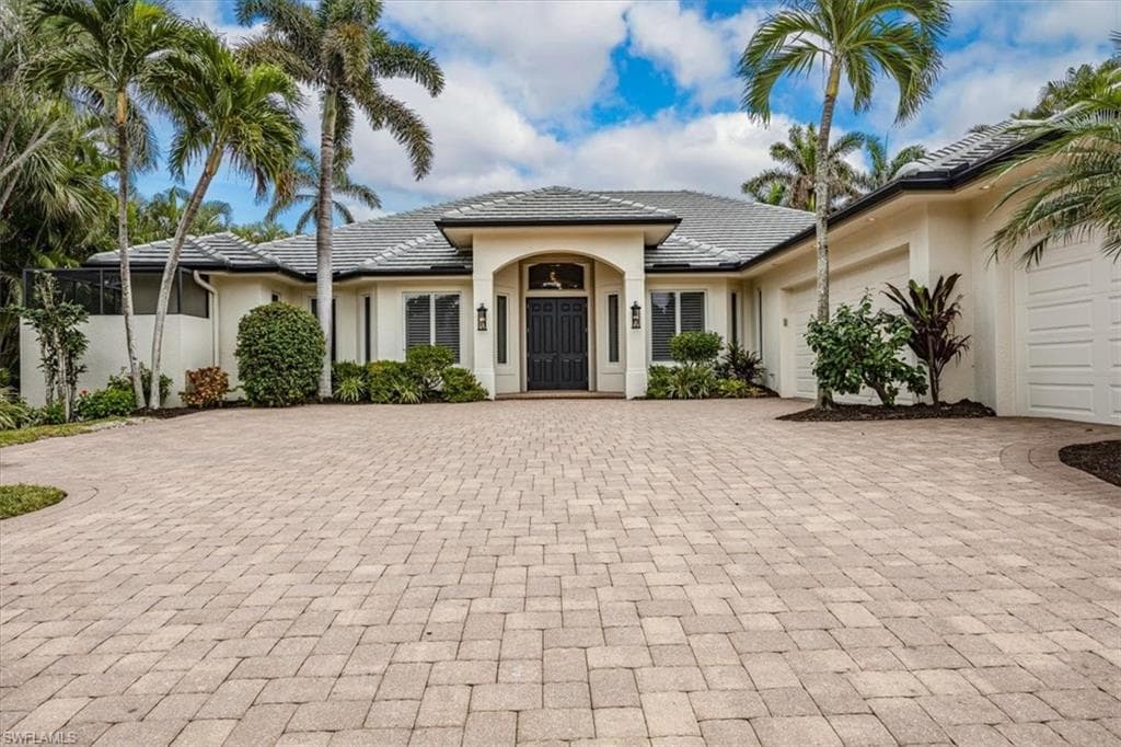 3110 Crayton RD NAPLES, FL 34103
