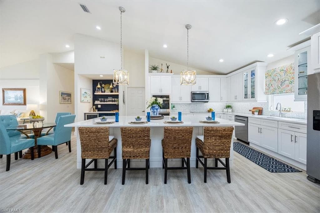 731 Provincetown DR NAPLES, FL 34104
