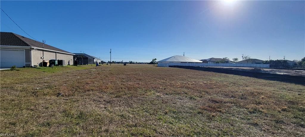 402 NW 23rd TER CAPE CORAL, FL 33993