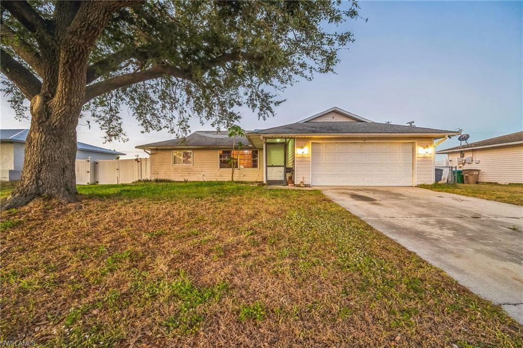 1727 22nd TER CAPE CORAL, FL 33909