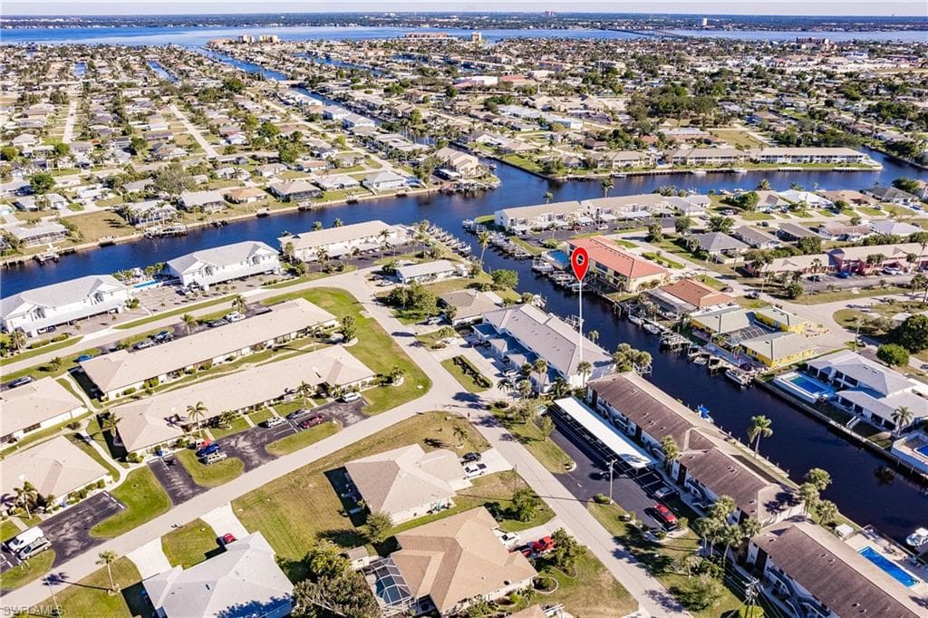 1102 SE 39th TER 108 CAPE CORAL, FL 33904
