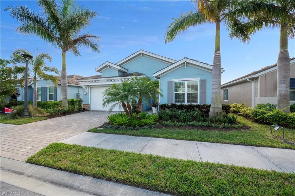 28100 Seasons Tide AVE BONITA SPRINGS, FL 34135