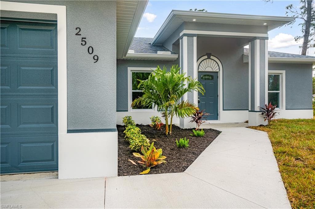 2509 34TH ST W LEHIGH ACRES, FL 33971