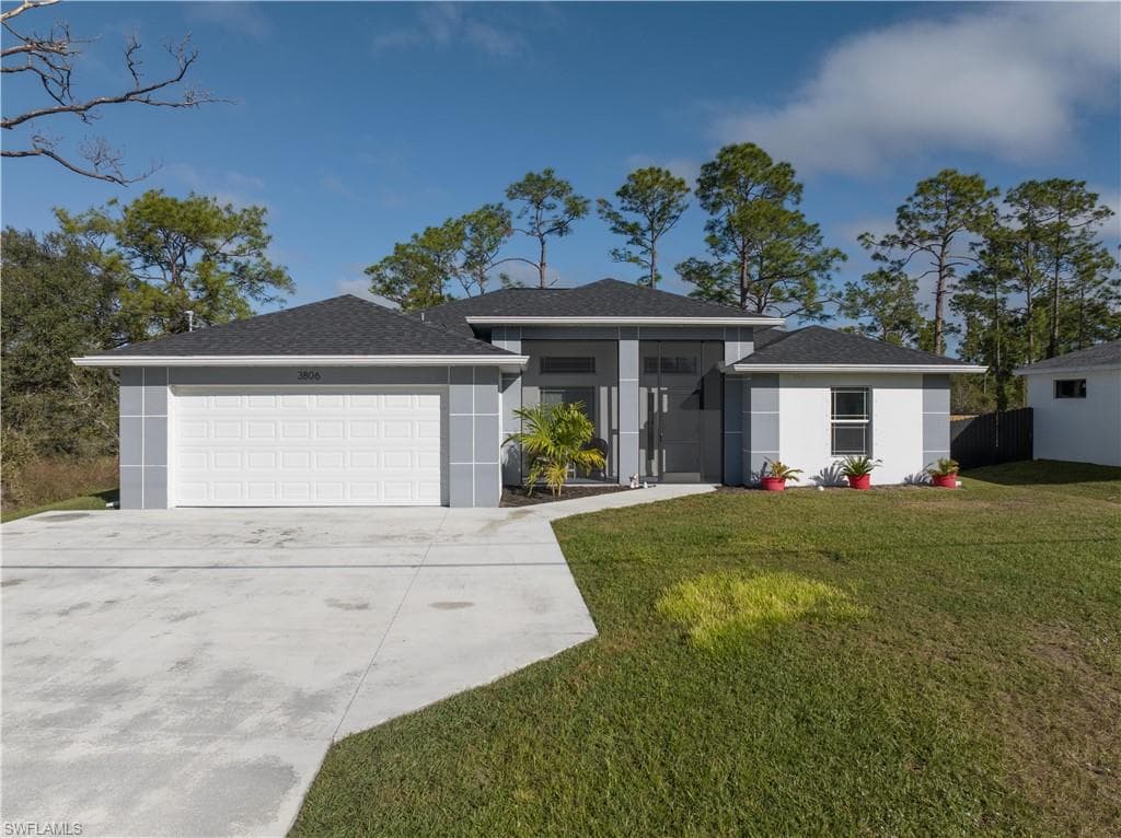 3806 40th ST SW LEHIGH ACRES, FL 33976