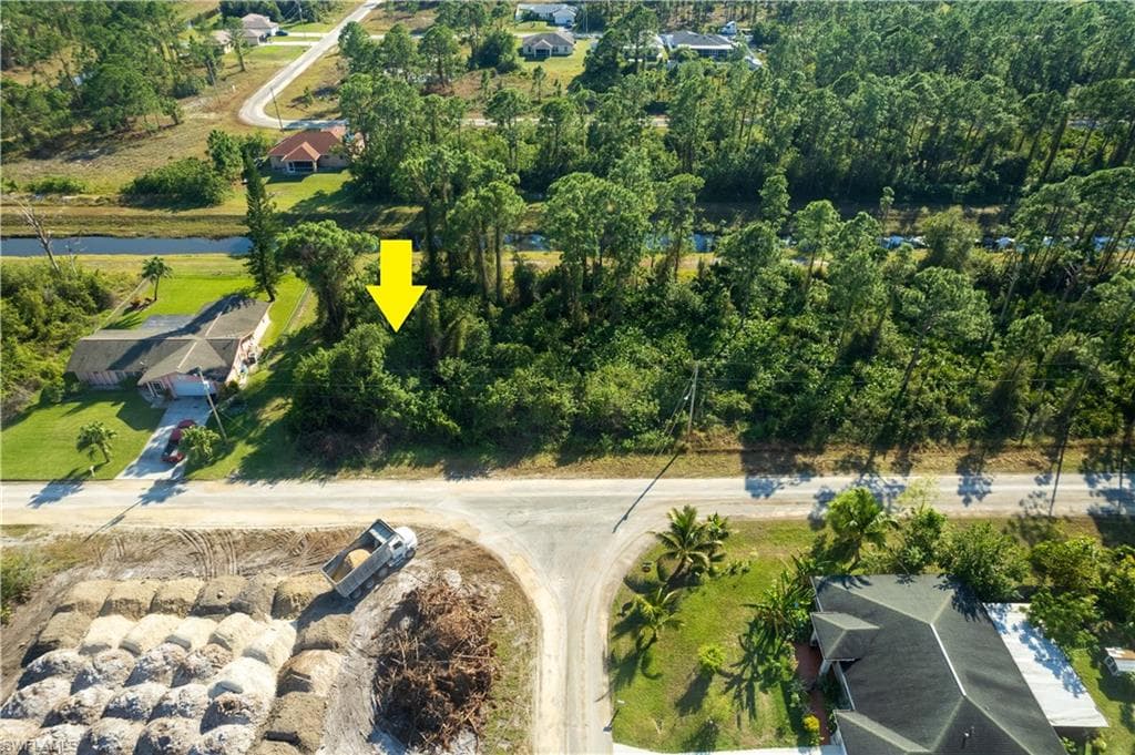 1118 Bari ST E LEHIGH ACRES, FL 33974