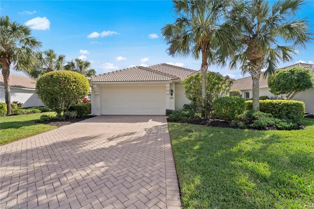 9955 Horse Creek RD FORT MYERS, FL 33913