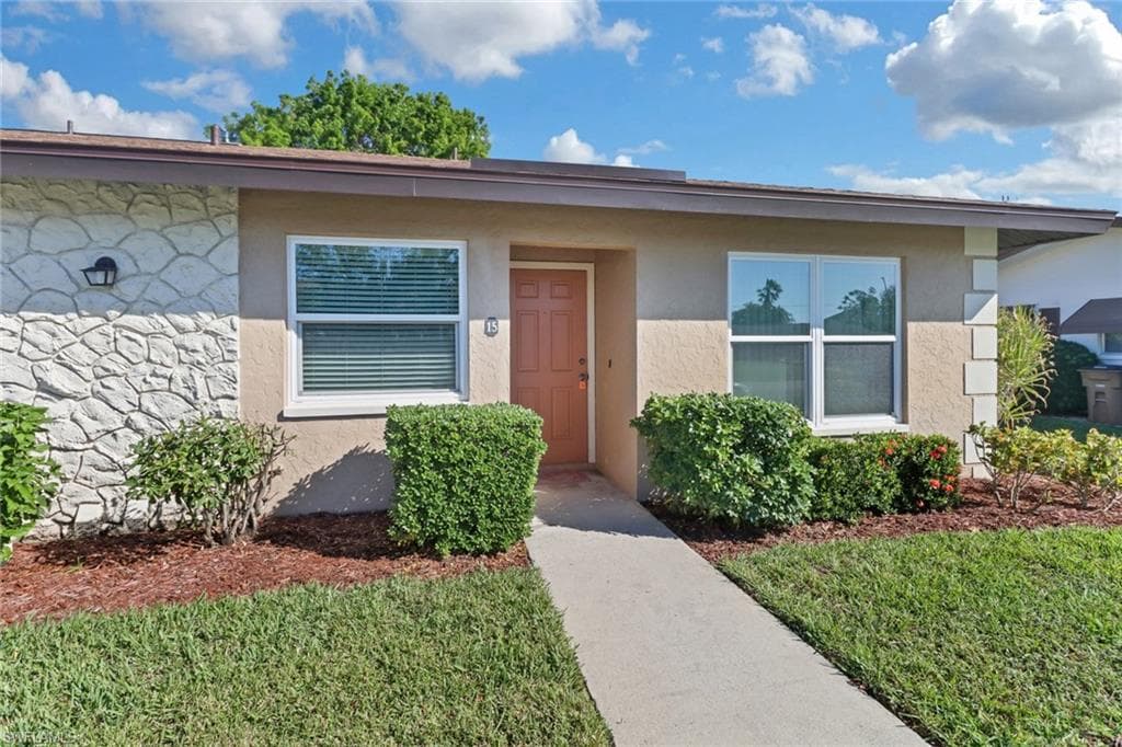 4629 SE 5th PL 15 CAPE CORAL, FL 33904