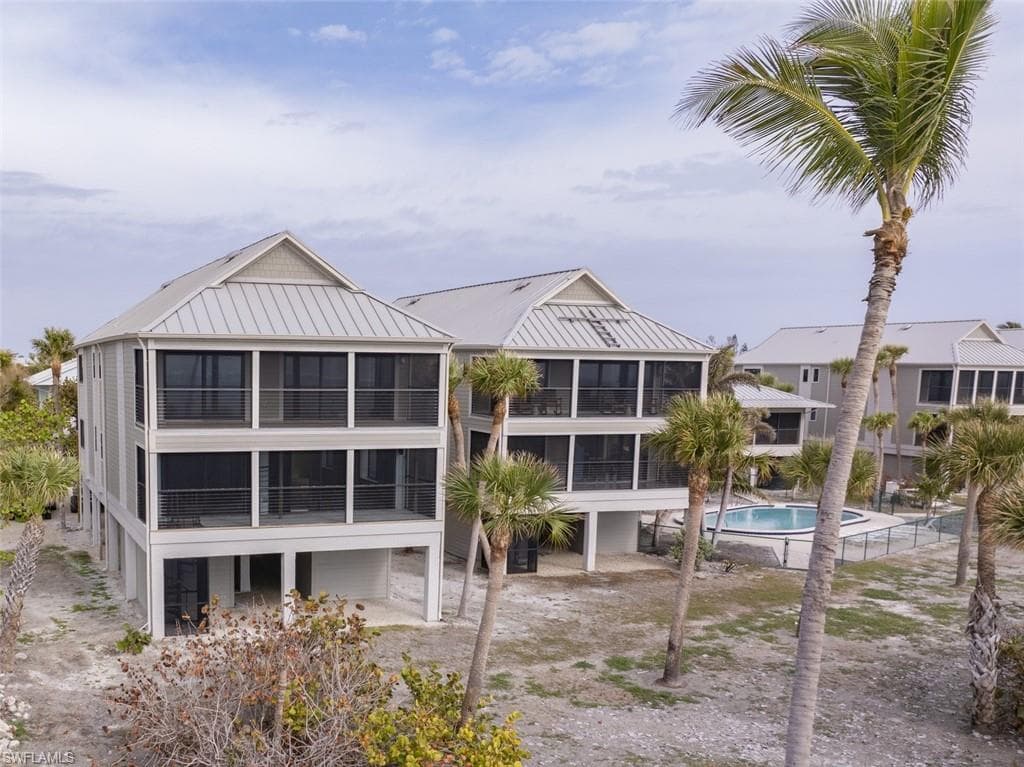 1101 Seagrape LN 5A SANIBEL, FL 33957