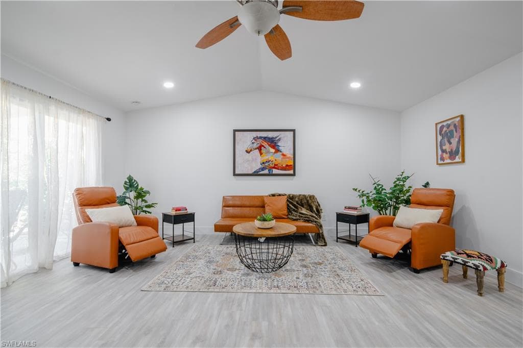 6447 Royal Woods DR FORT MYERS, FL 33908