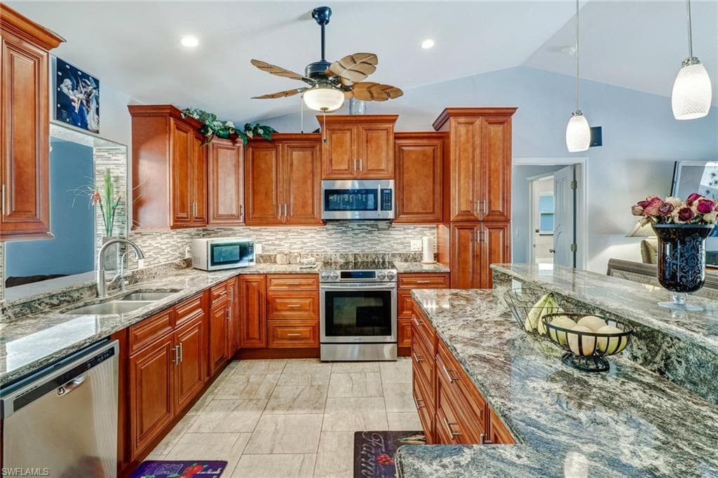 6505 Fawn LN NAPLES, FL 34120