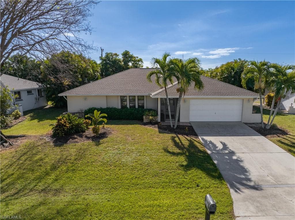 2202 SE 5th TER CAPE CORAL, FL 33990