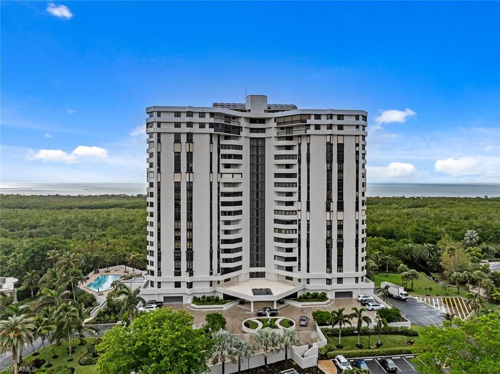 6001 Pelican Bay BLVD 906 NAPLES, FL 34108