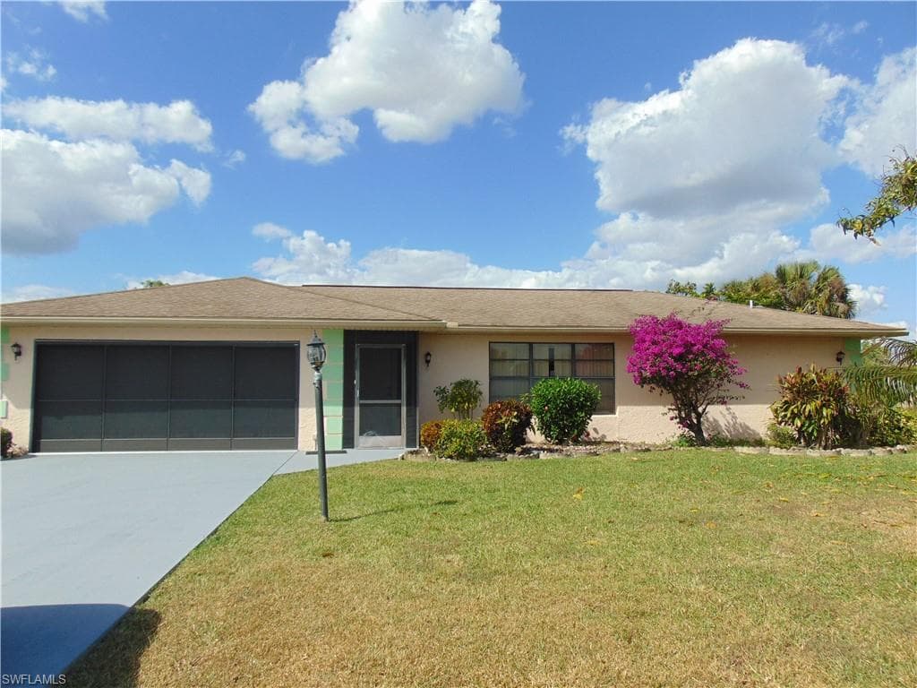 615 Lhommedieu ST LEHIGH ACRES, FL 33936