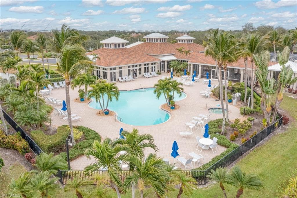 3310 Twilight LN 6501 NAPLES, FL 34109