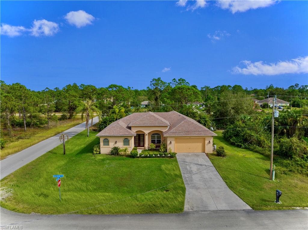 727 Gaylord AVE S LEHIGH ACRES, FL 33974