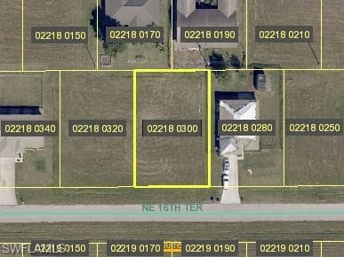 2201 NE 16th TER CAPE CORAL, FL 33909