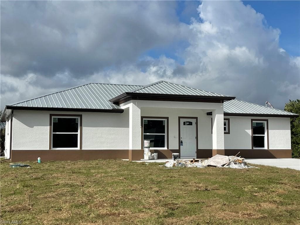 3017 Marlin CIR LABELLE, FL 33935